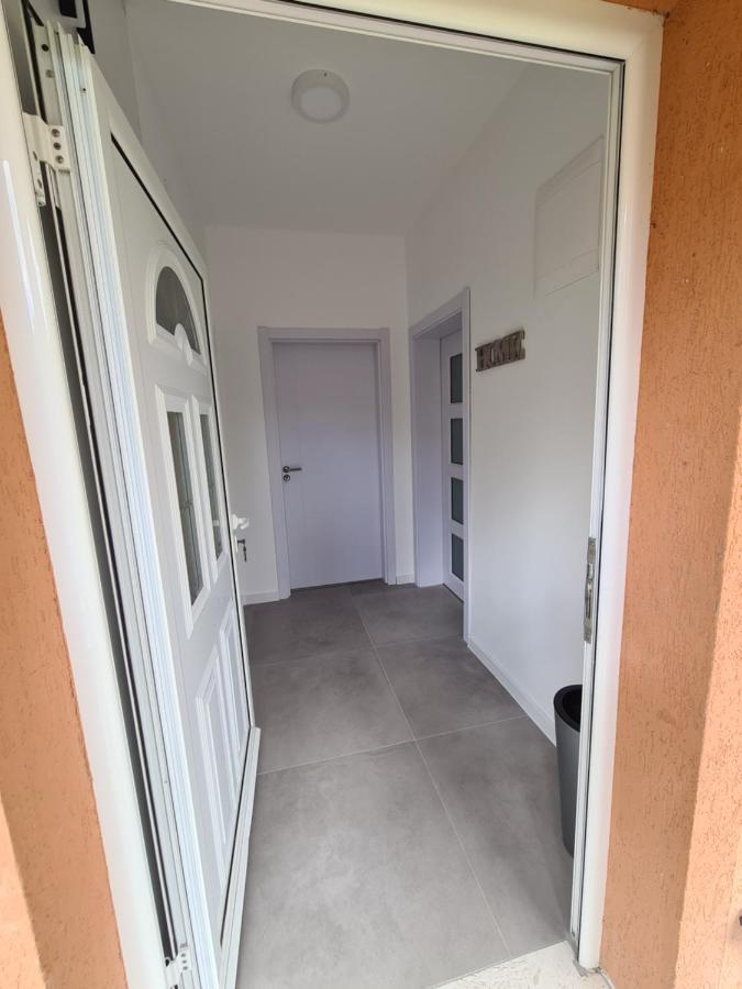 Apartment Nikcevic Tivat Eksteriør bilde