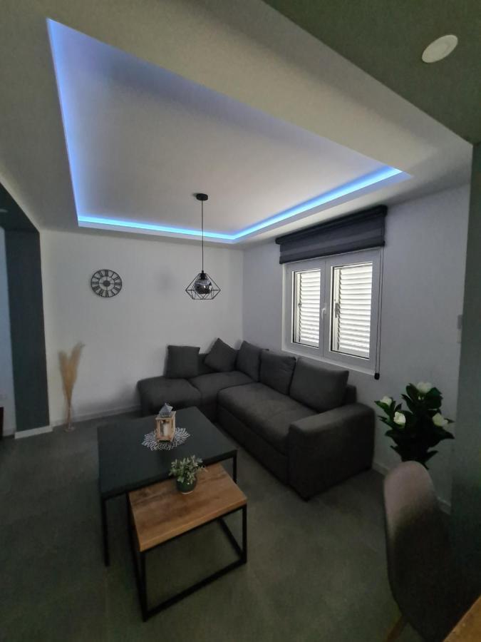 Apartment Nikcevic Tivat Eksteriør bilde